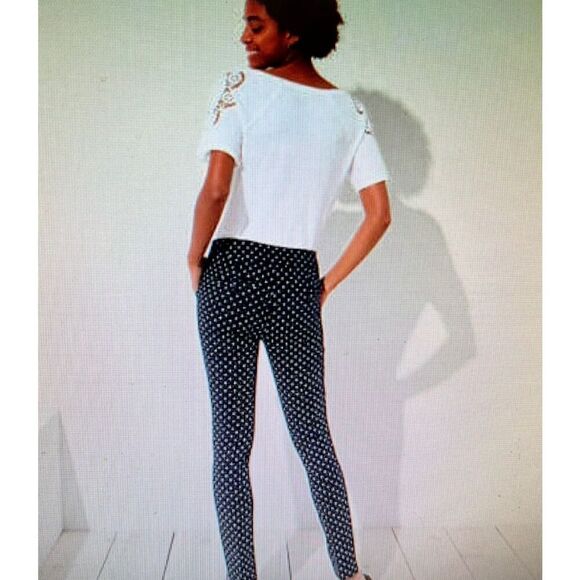 LOFT Women’s size 2 Marisa Skinny Ankle Pants Black/White Polka Dot - Picture 2 of 11